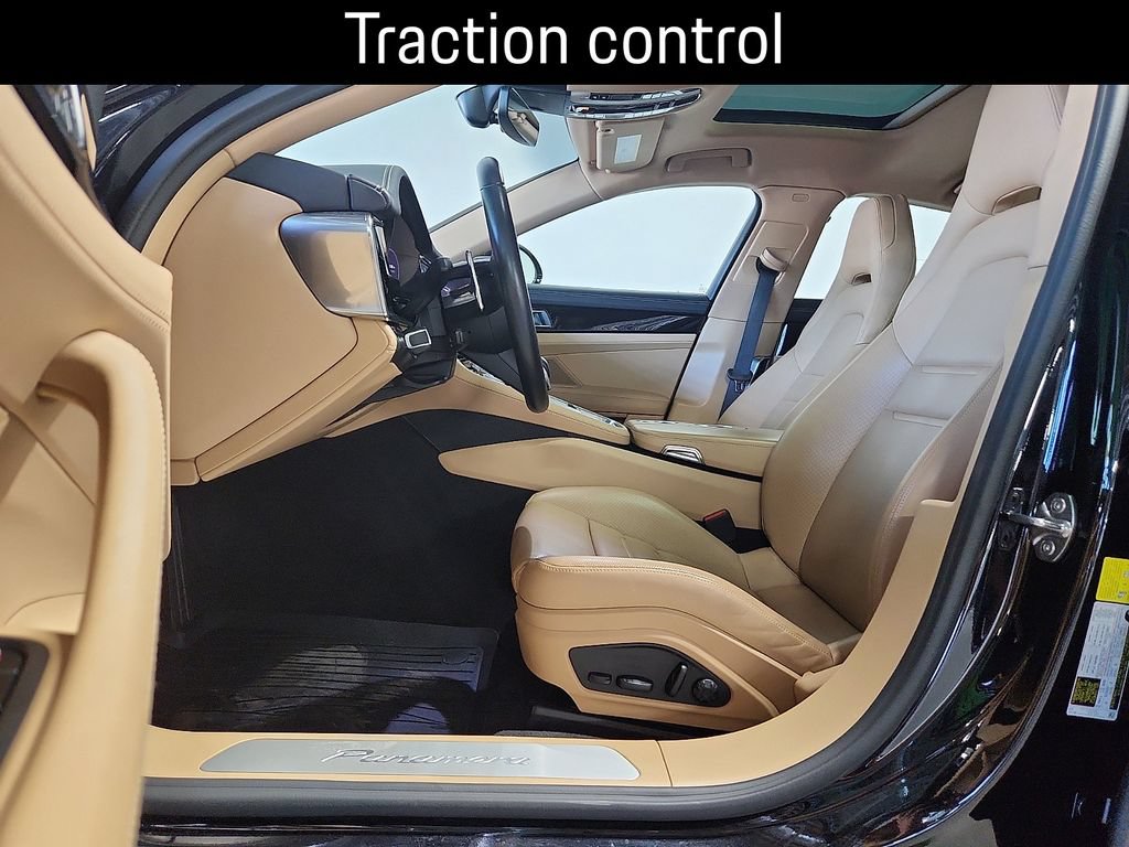 Certified 2023 Porsche Panamera image 5