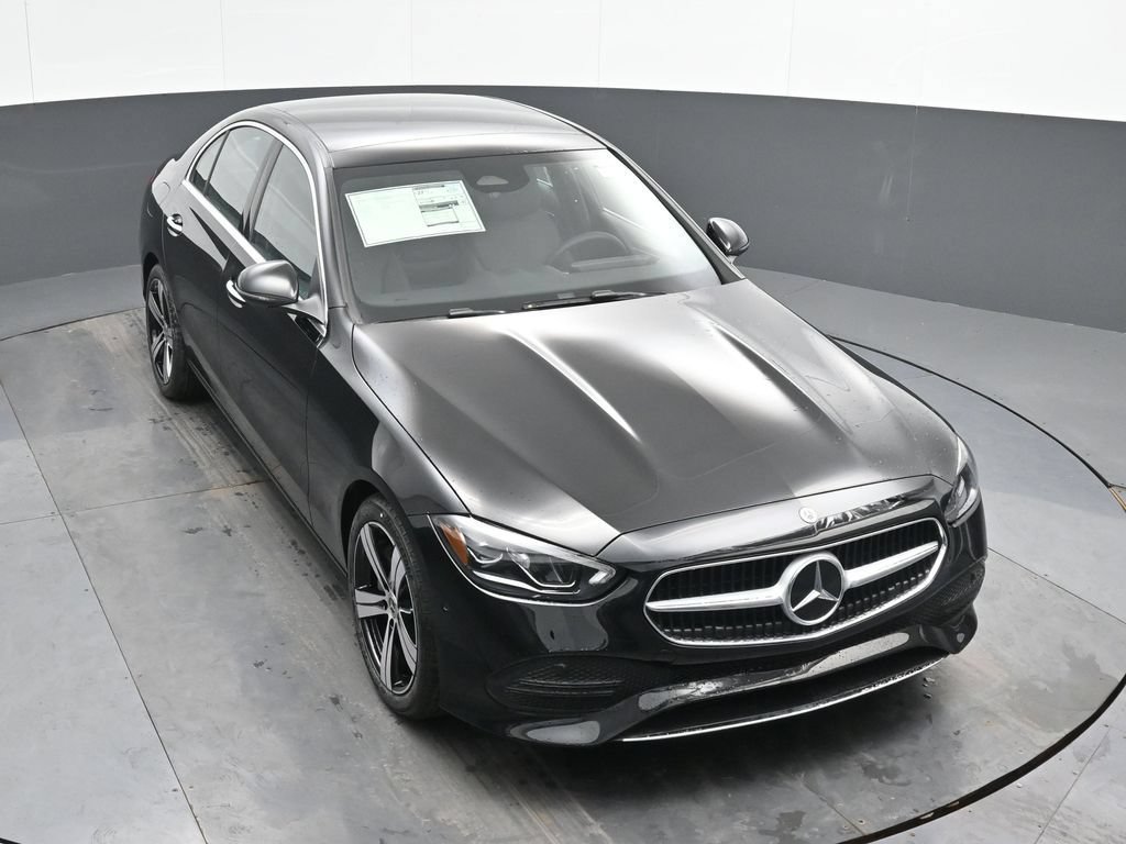 Used 2025 Mercedes-Benz C 300 4MATIC Sedan image 32