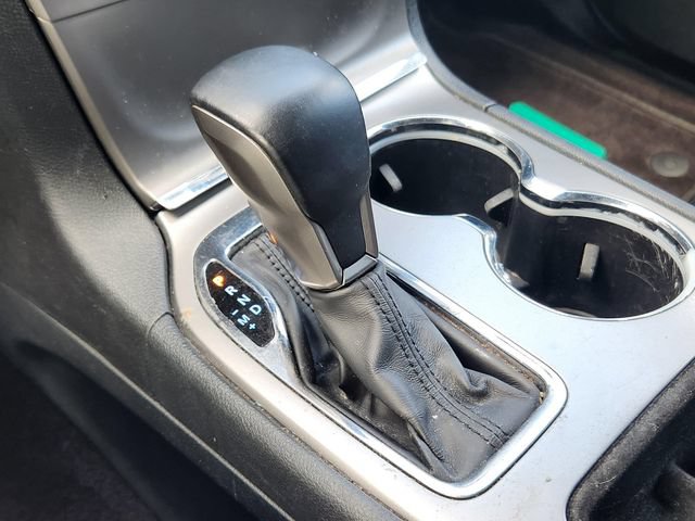 Used 2018 Jeep Grand Cherokee Altitude AWD/4WD image 17