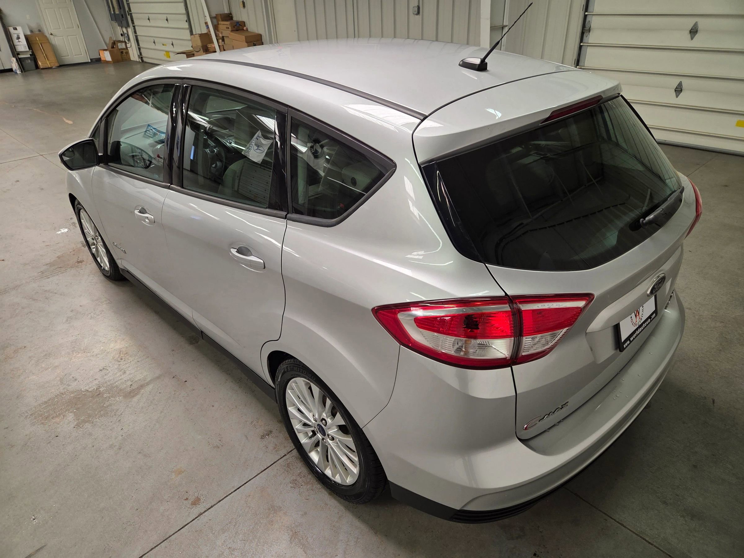 Used 2017 Ford C-MAX SE FWD image 5