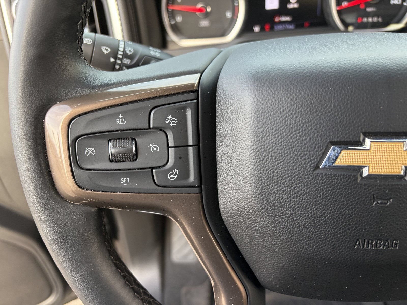 Certified 2023 Chevrolet Silverado 2500 High Country w/ Z71 Off-Road Package AWD/4WD image 25
