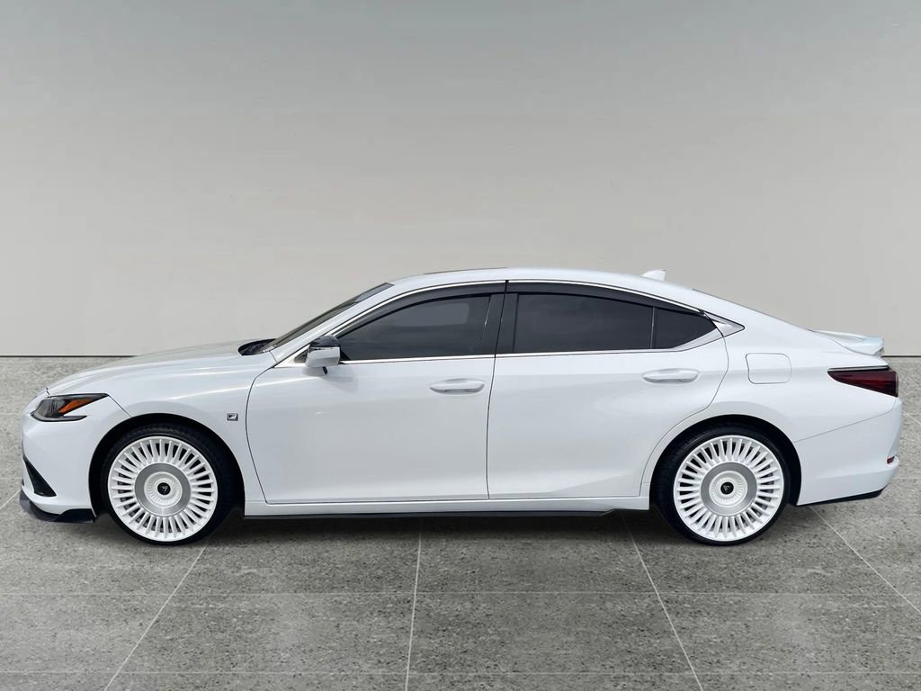 Used 2020 Lexus ES 350 F Sport w/ Accessory Package FWD image 2