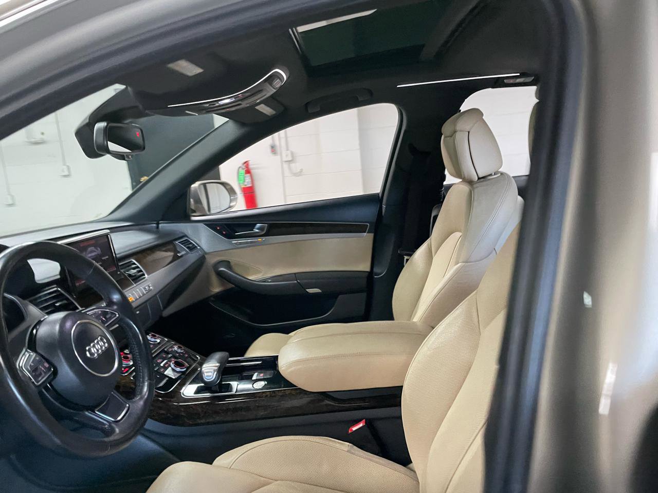 Used 2011 Audi A8 4.2 image 14