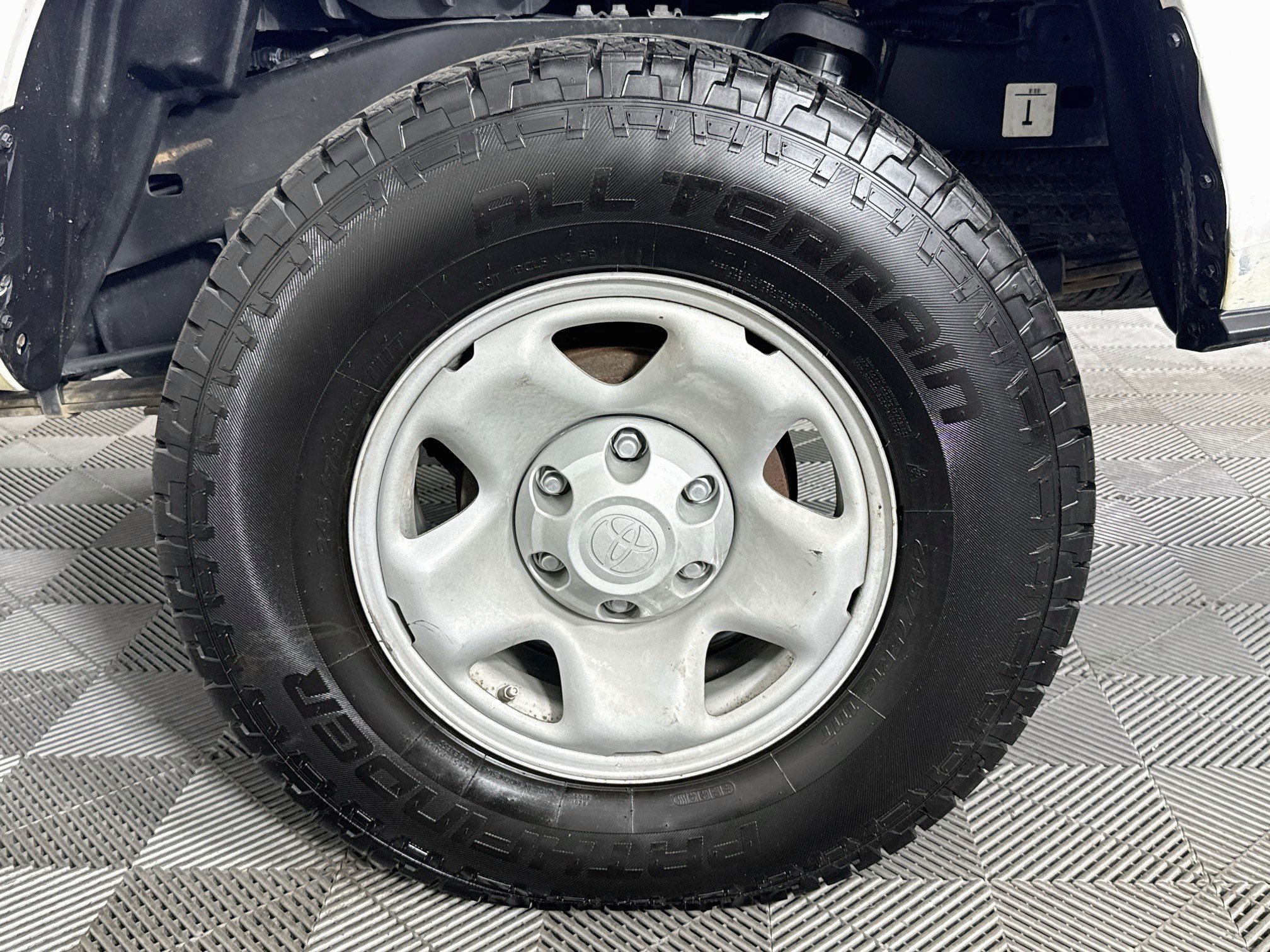 Used 2022 Toyota Tacoma SR RWD image 32