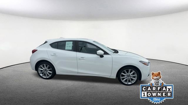 Used 2017 MAZDA MAZDA3 Grand Touring image 10
