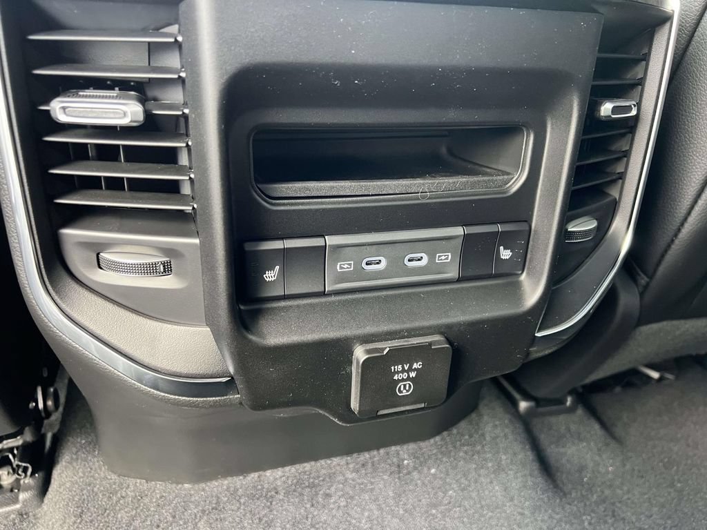 New 2027 RAM 1500 Laramie w/ Night Edition AWD/4WD image 13