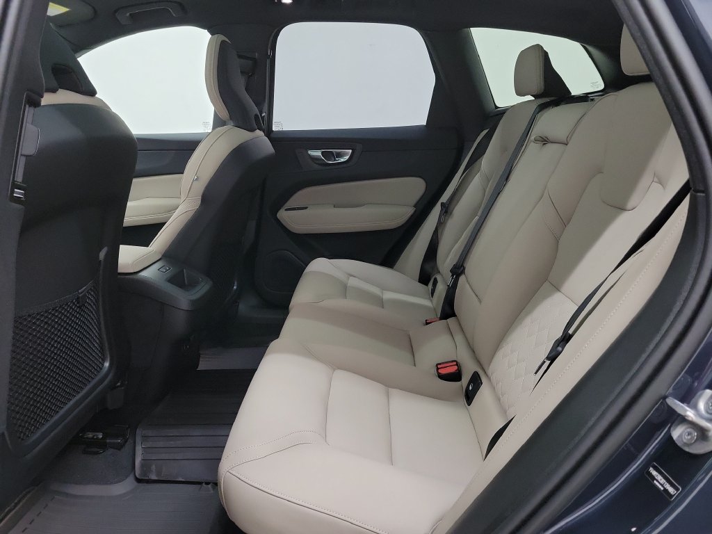 New 2026 Volvo XC60 B5 Plus w/ Protection Package Premier AWD/4WD image 13