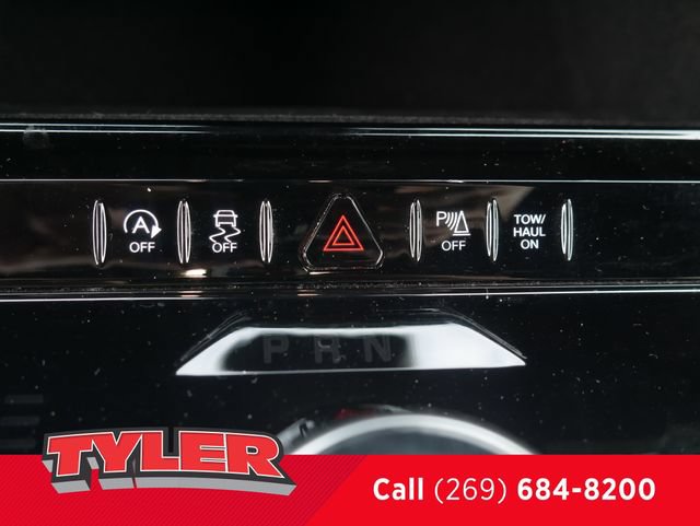 Certified 2023 Jeep Wagoneer 4WD image 32