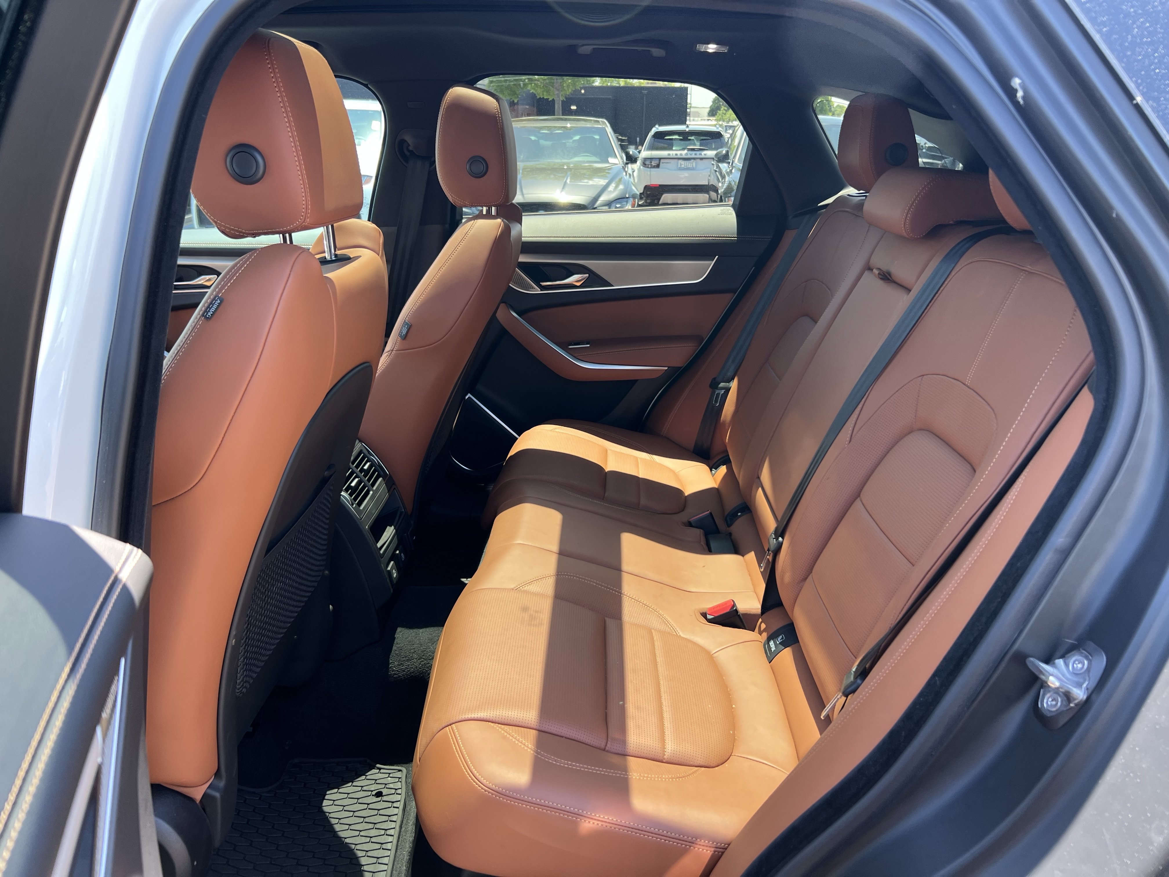 Used 2026 Jaguar F-PACE R-Dynamic S AWD/4WD image 31