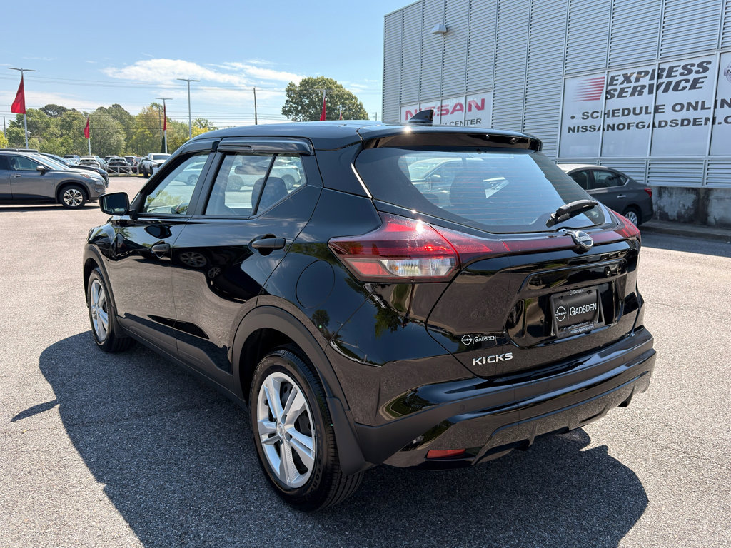 Certified 2025 Nissan Kicks Play S image 5