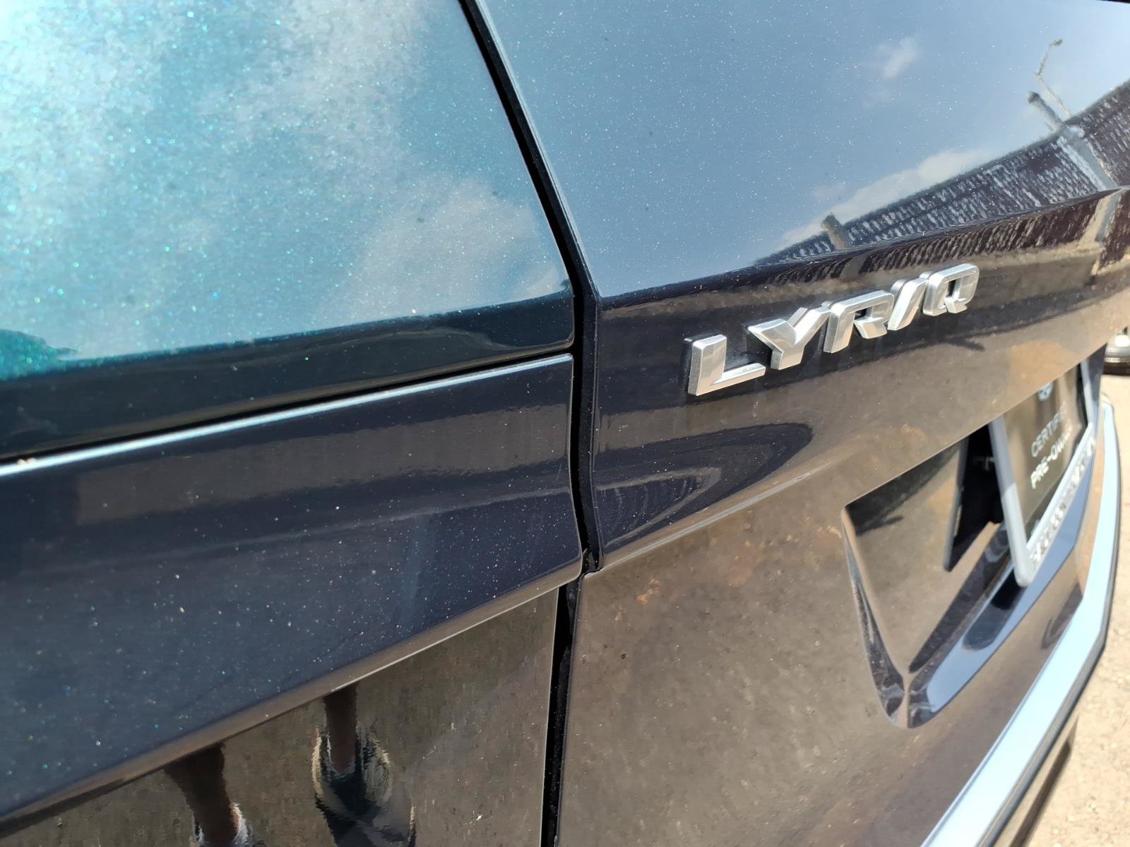Certified 2024 Cadillac Lyriq Luxury AWD/4WD image 11