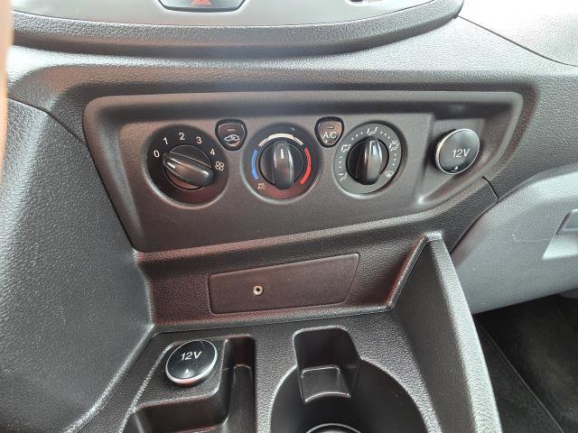 Used 2017 Ford Transit 150 XLT image 21