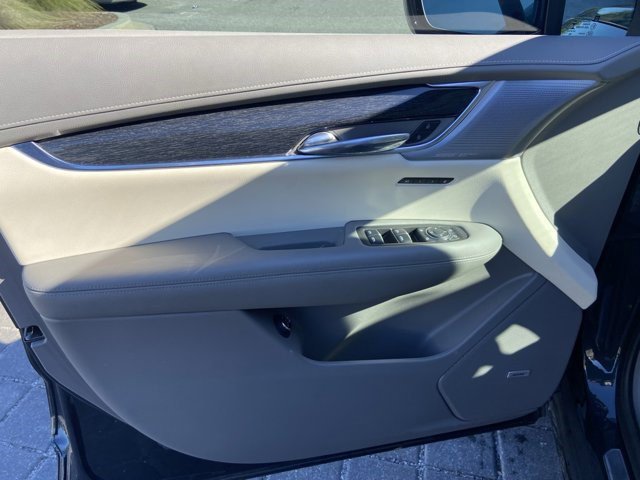 Certified 2023 Cadillac XT6 Premium Luxury image 10