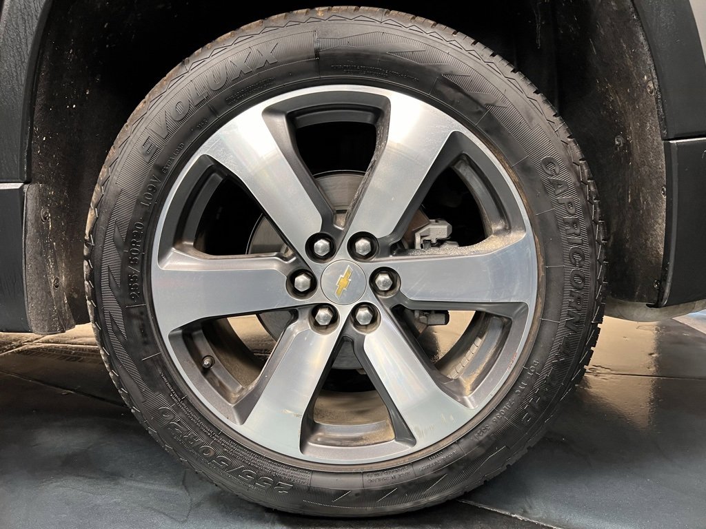 Used 2023 Chevrolet Traverse RS image 15