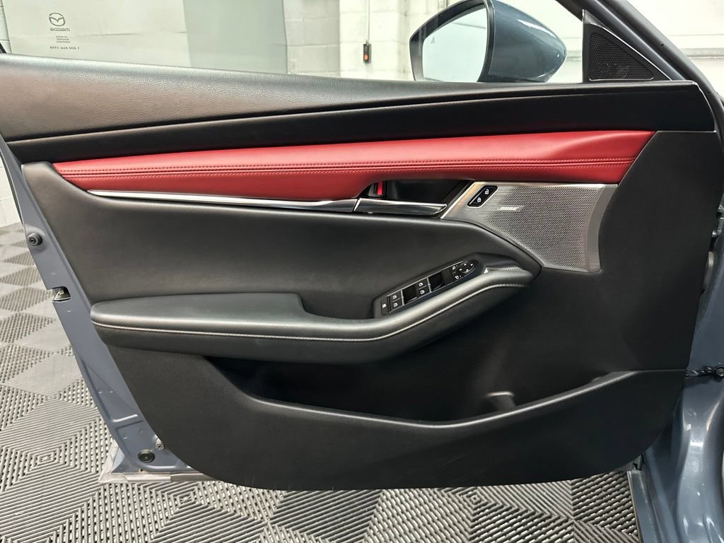 Used 2020 MAZDA MAZDA3 AWD Hatchback w/ Premium Pkg image 17