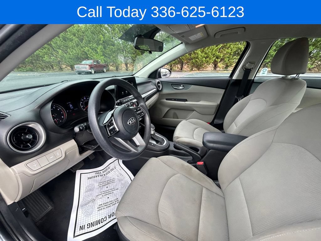 Used 2021 Kia Forte LXS FWD image 22