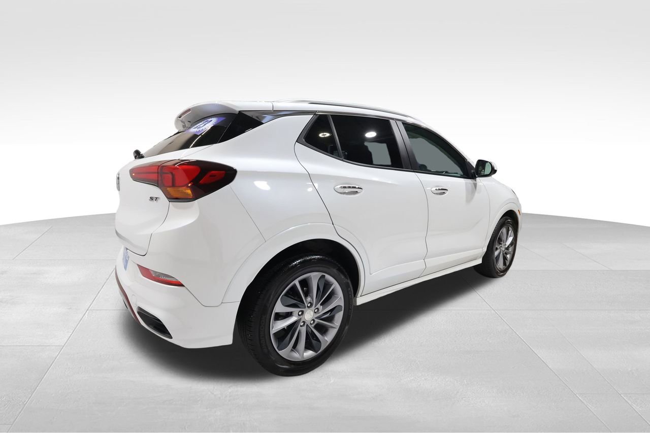 Certified 2023 Buick Encore GX Select w/ Sport Touring Package image 4