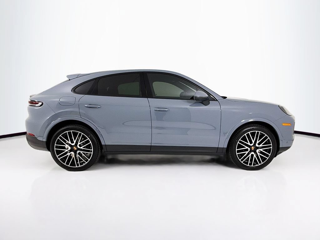 New 2026 Porsche Cayenne Coupe AWD/4WD image 8