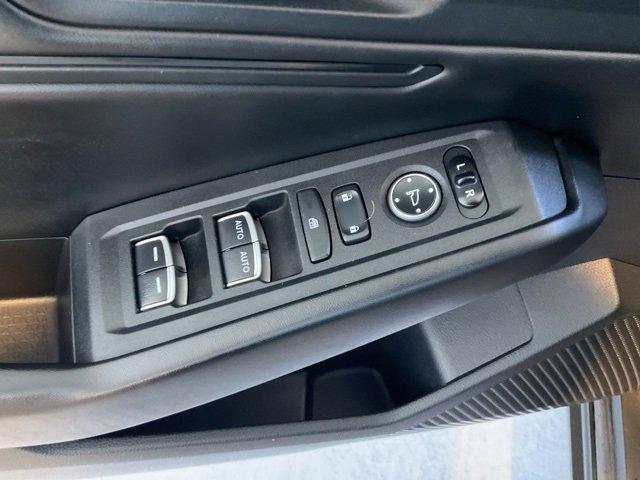 Used 2023 Honda Accord EX image 5