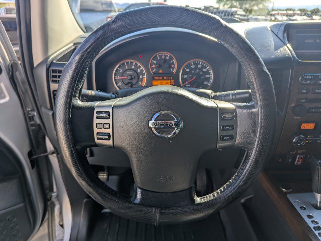 Used 2011 Nissan Titan SL w/ SL Technology Pkg AWD/4WD image 12