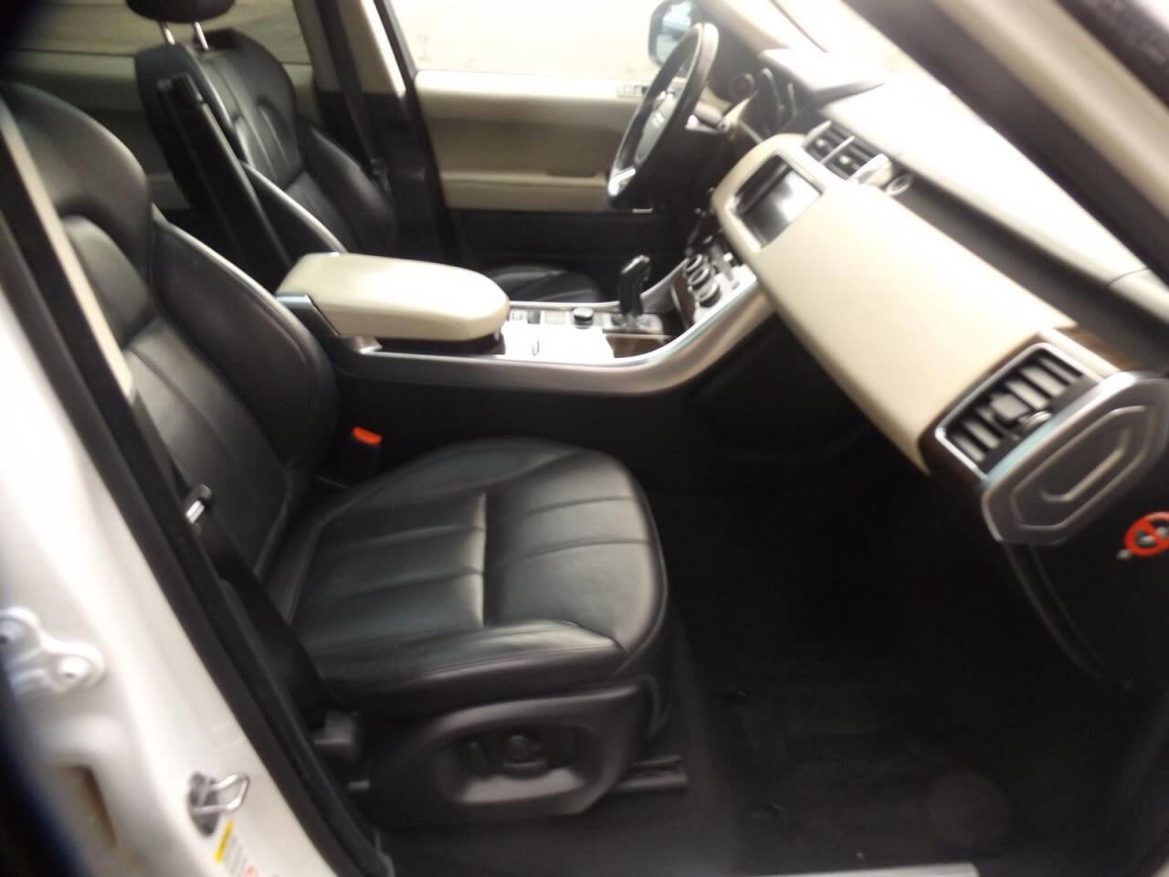 Used 2016 Land Rover Range Rover Sport HSE AWD/4WD image 6