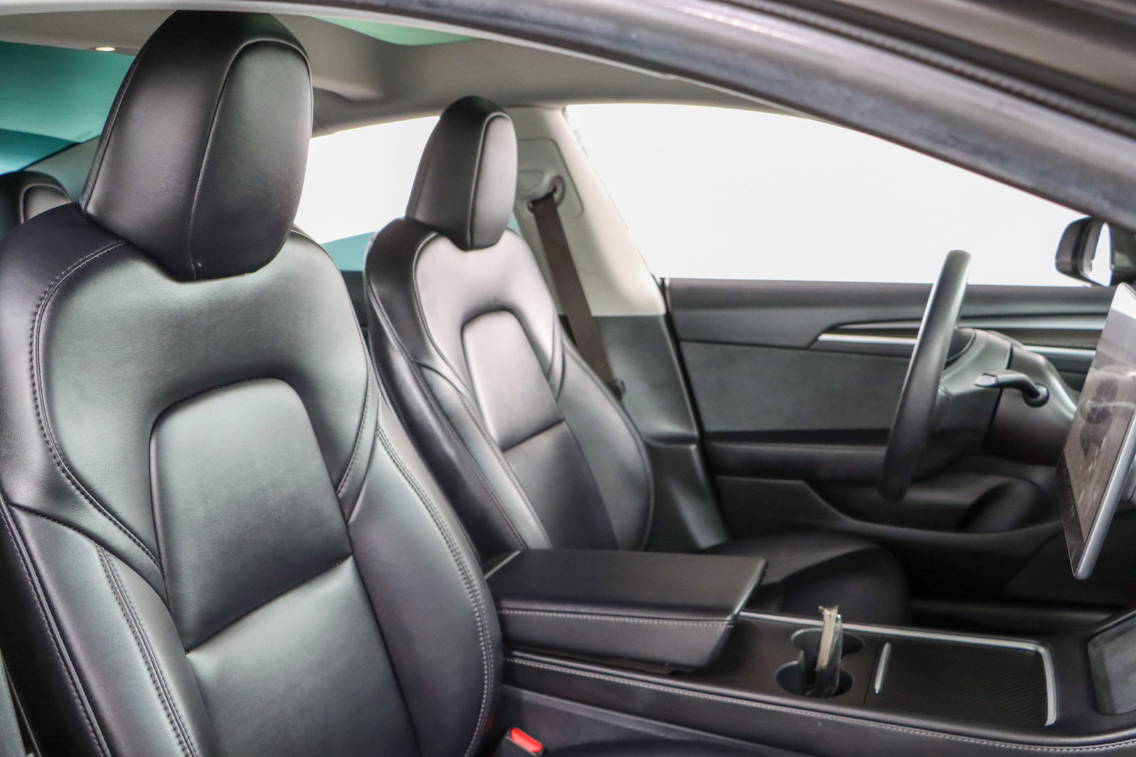 Used 2023 Tesla Model 3 Performance image 24