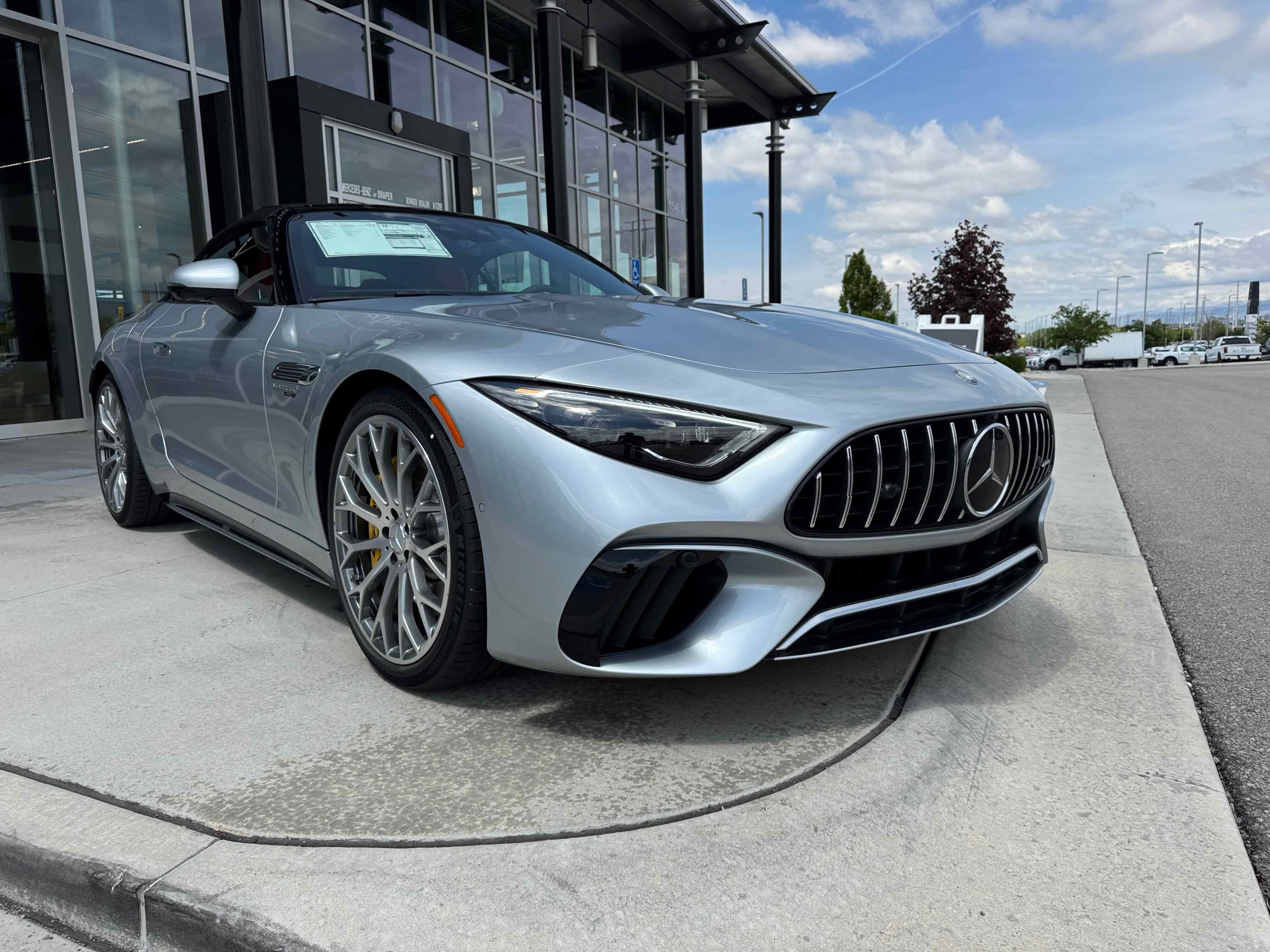 New 2025 Mercedes-Benz SL 63 AMG 4MATIC image 12