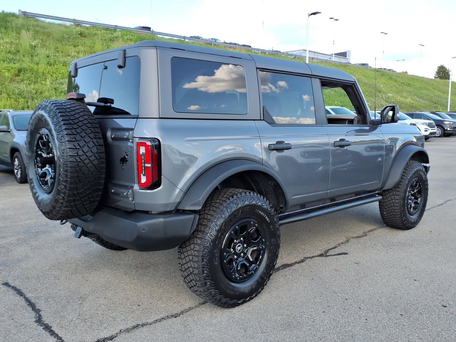 Used 2024 Ford Bronco Wildtrak AWD/4WD image 6