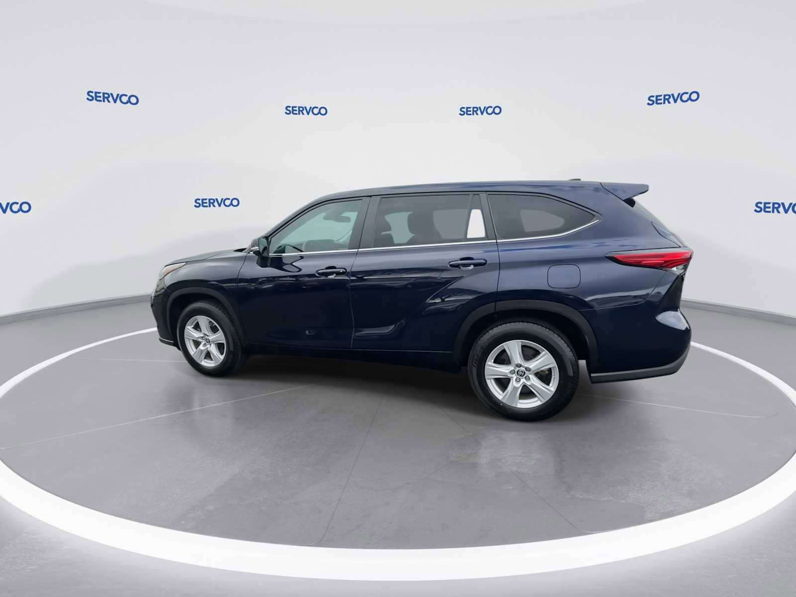 Used 2023 Toyota Highlander L image 6