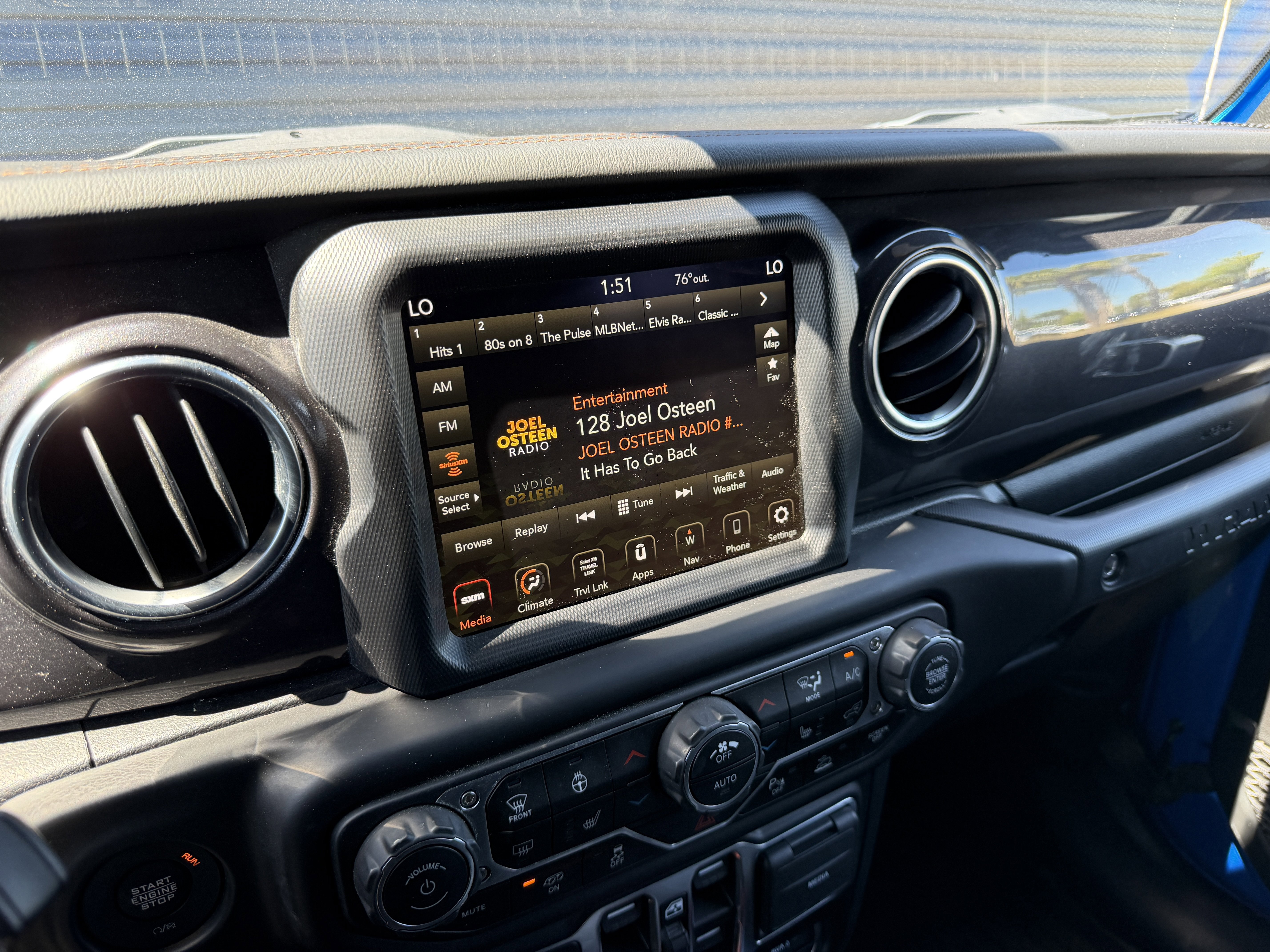 Used 2021 Jeep Wrangler Unlimited Rubicon w/ Trailer Tow Package image 28