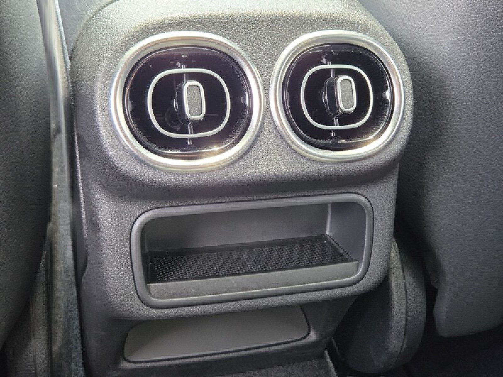 Certified 2025 Mercedes-Benz GLC 300 4MATIC image 15