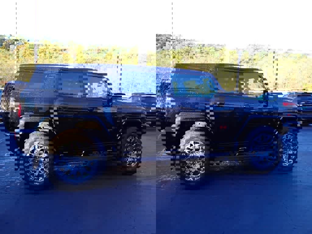 Used 2025 GMC Hummer EV 3X w/ LPO, Sport Package image 6