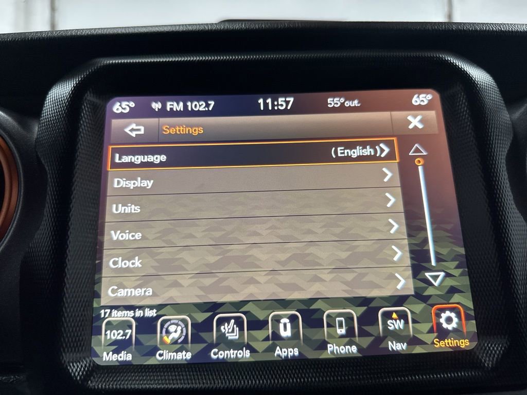 Used 2022 Jeep Gladiator Mojave w/ Cold Weather Group image 37