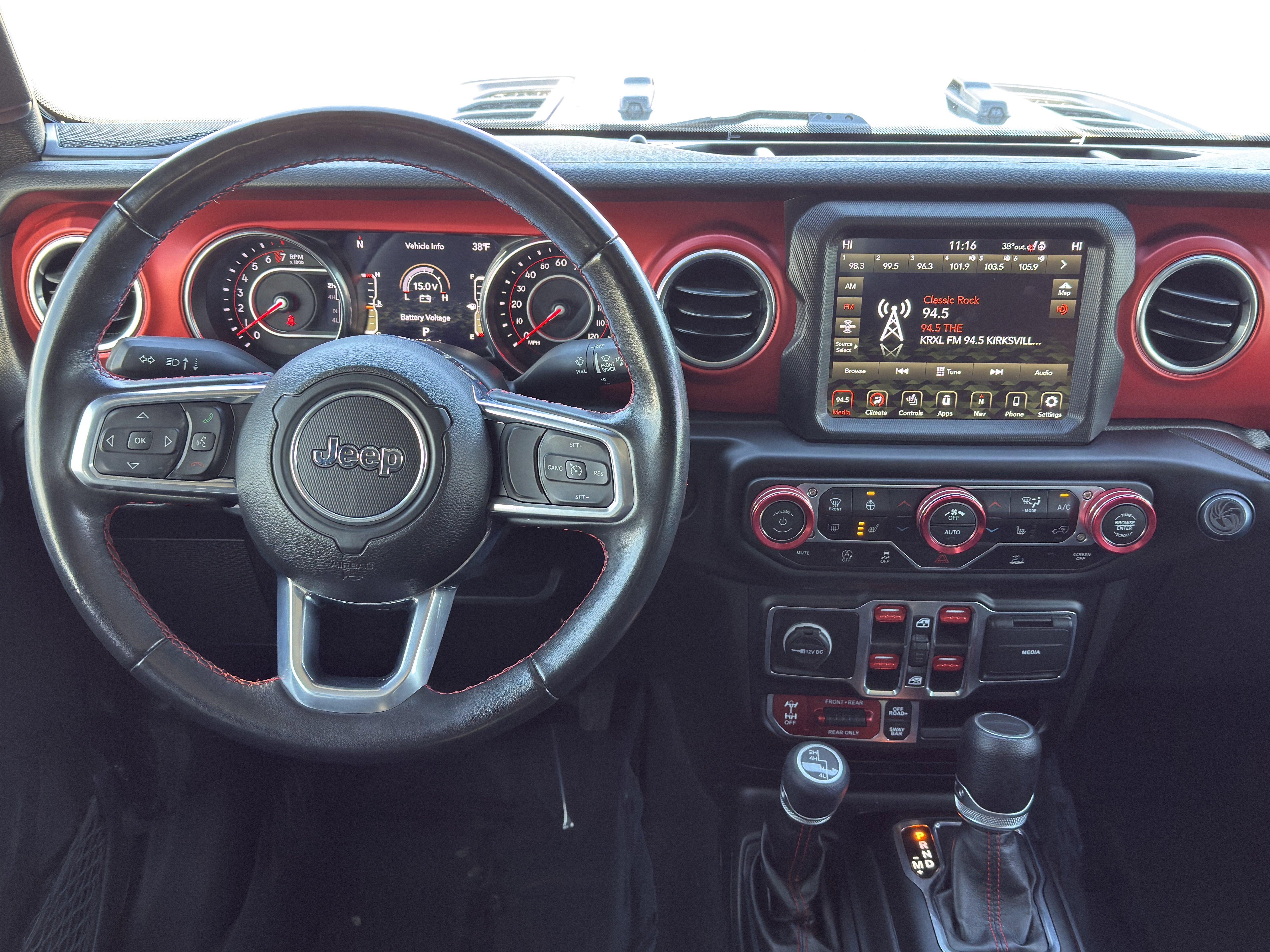 Used 2022 Jeep Gladiator Rubicon w/ Cold Weather Group image 22