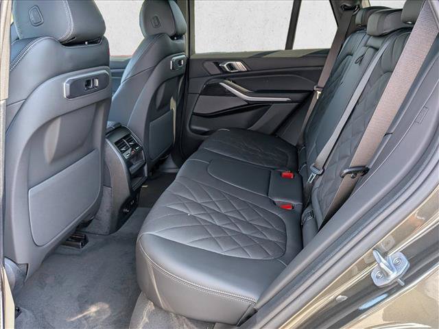 New 2026 BMW X5 xDrive40i w/ M Sport Package AWD/4WD image 17