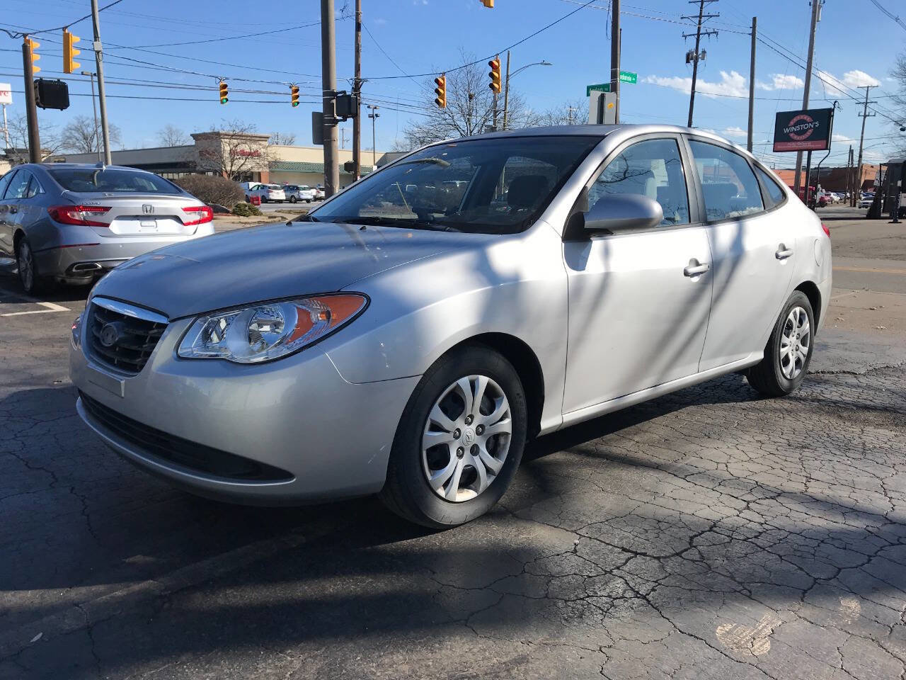 Used 2010 Hyundai Elantra GLS w/ Sunroof Pkg 3 image 3