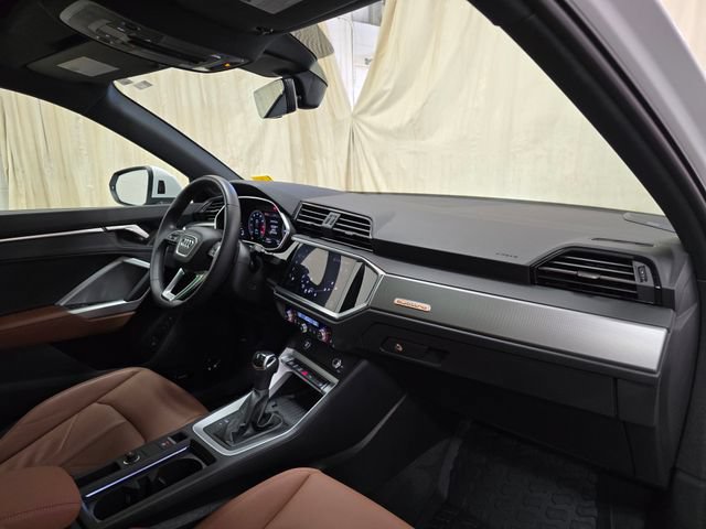 Certified 2024 Audi Q3 2.0T Premium Plus AWD/4WD image 37