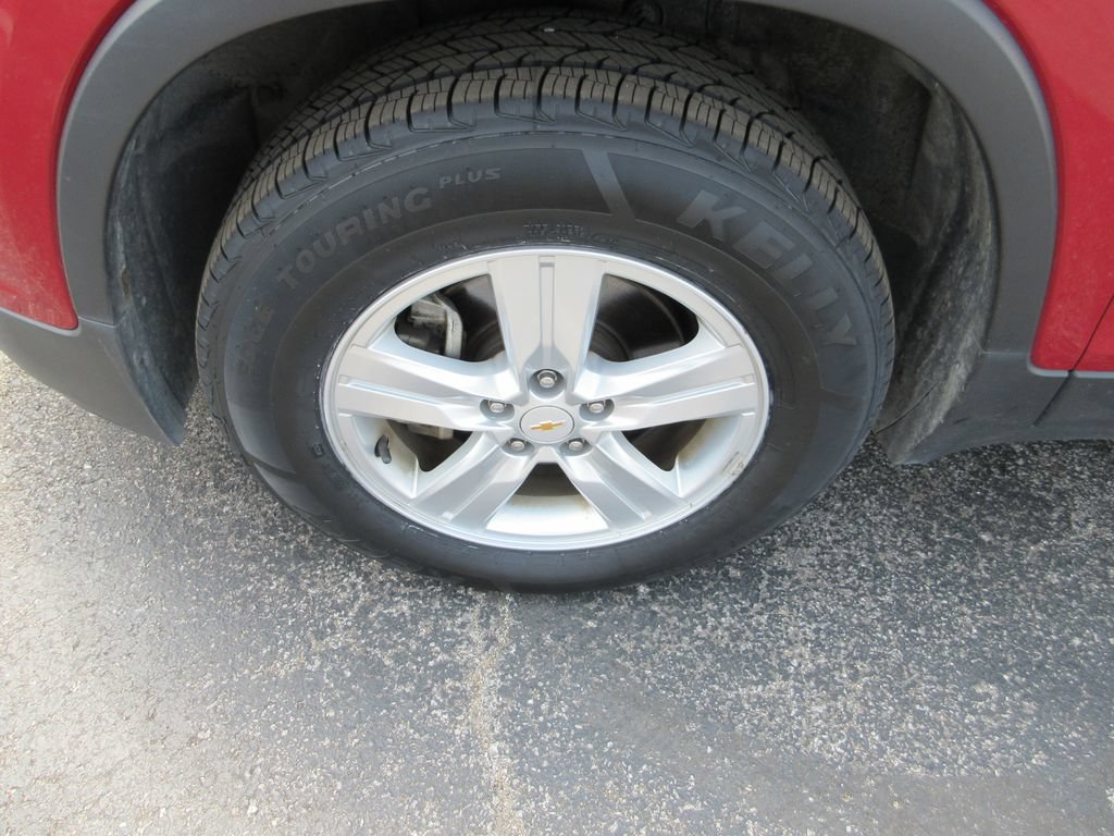 Used 2015 Chevrolet Trax LT w/ LT Sun and Sound Package AWD/4WD image 14