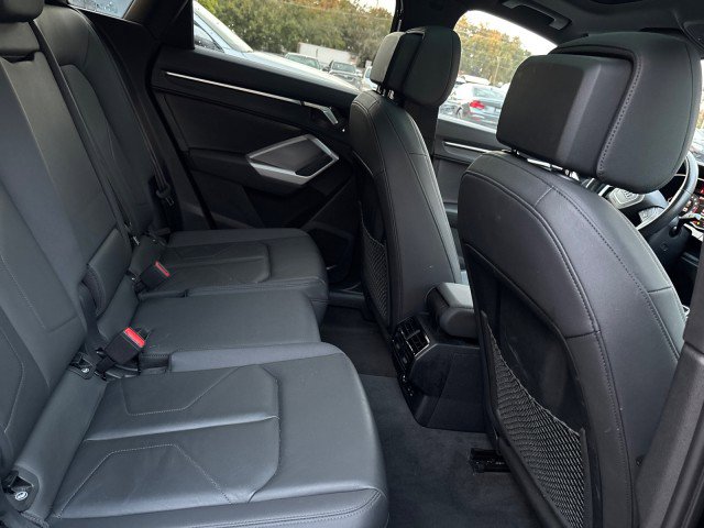 Used 2024 Audi Q3 2.0T Premium image 12