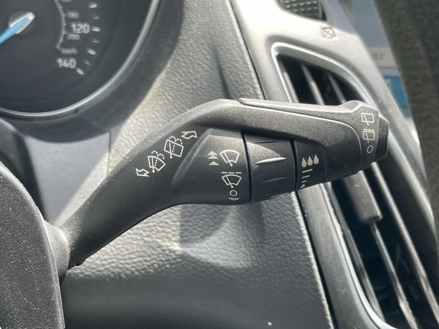 Used 2018 Ford Focus SEL FWD image 32