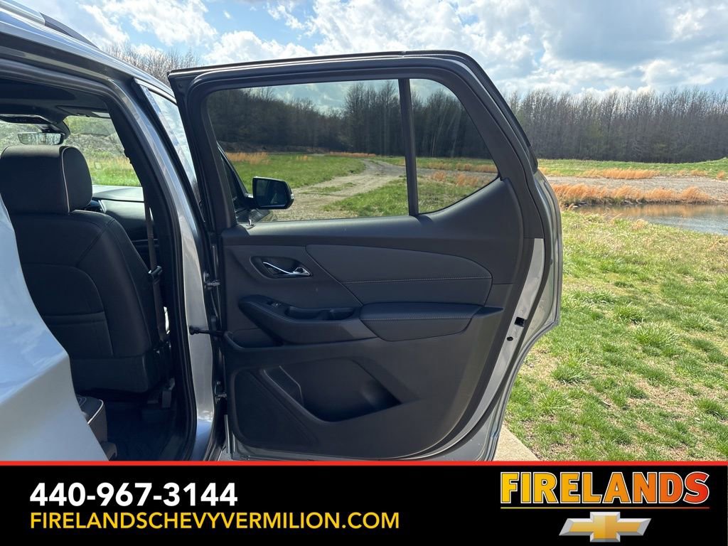 Certified 2023 Chevrolet Traverse Premier w/ LPO, Floor Liner Package image 44