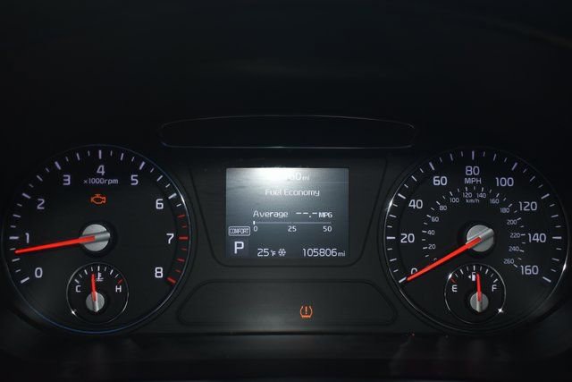 Used 2019 Kia Sorento LX image 17