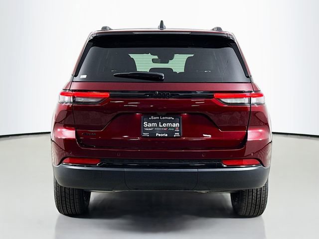 New 2025 Jeep Grand Cherokee Altitude image 6