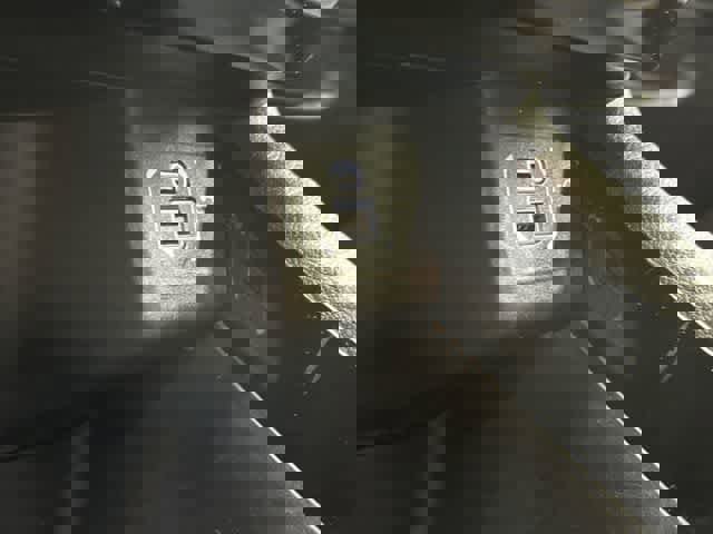 Used 2025 Jeep Compass Limited image 25