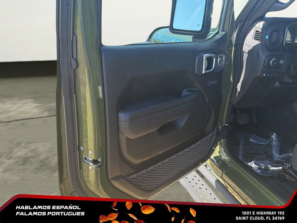 Used 2024 Jeep Wrangler Unlimited Rubicon 4xe w/ Technology Group AWD/4WD image 10
