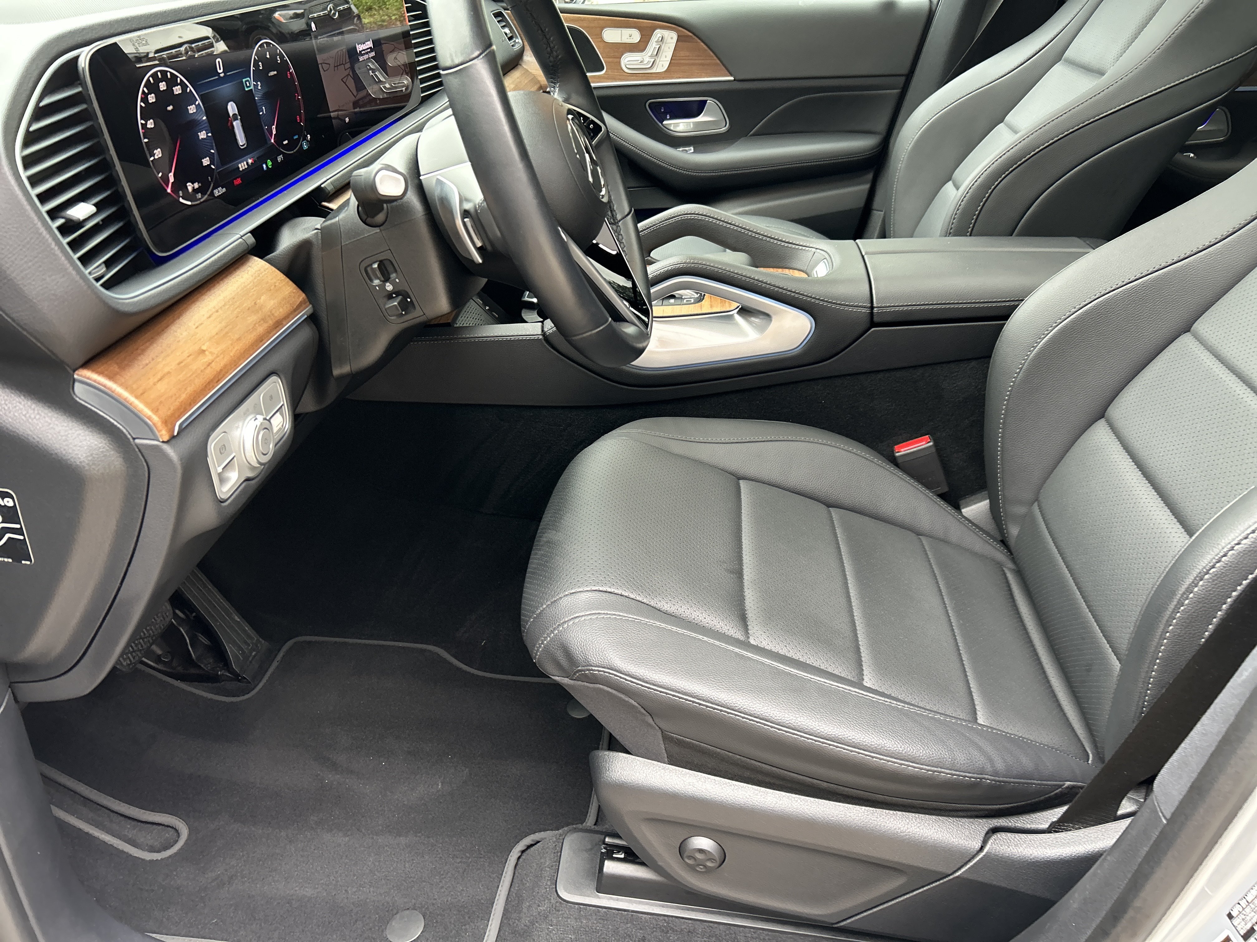 Certified 2025 Mercedes-Benz GLE 450 4MATIC image 20
