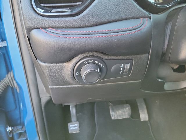 Used 2024 Dodge Durango GT image 16