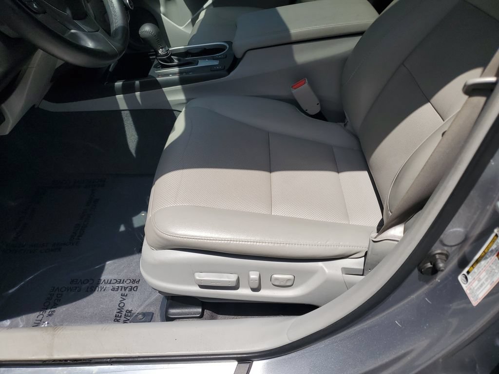 Used 2018 Acura RDX w/ Technology Package FWD image 20