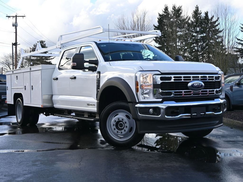 New 2026 Ford F550 4x4 Crew Cab image 2