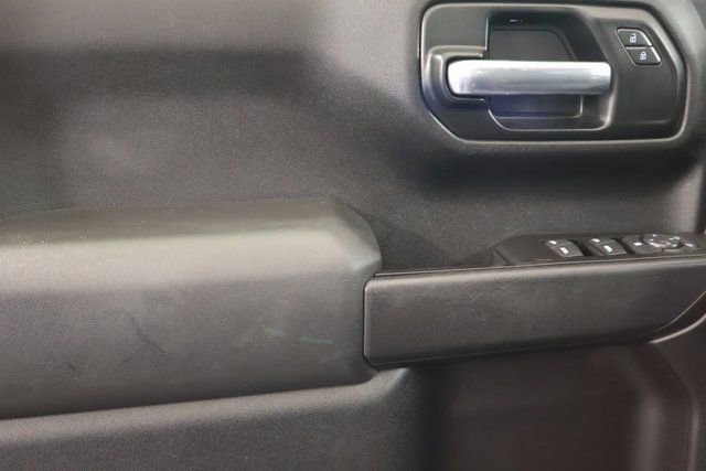 Used 2020 Chevrolet Silverado 1500 Custom w/ Custom Value Package image 15